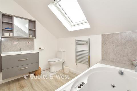 undefined, Avondale Road, Waterlooville, Hampshire