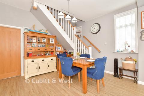 undefined, Avondale Road, Waterlooville, Hampshire