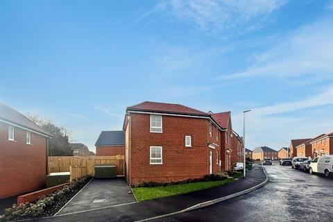 3 bedroom end of terrace house for sale, St. Martins Road, Eastbourne