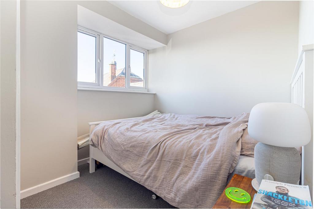 Bedroom-1-2.jpg