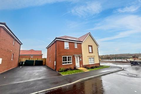 3 bedroom semi-detached house for sale, St Martins Road, Eastbourne