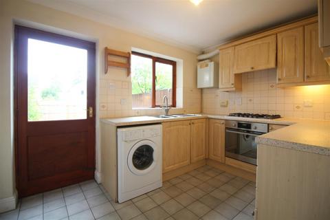 undefined, Lyndford Terrace, Hampshire GU52