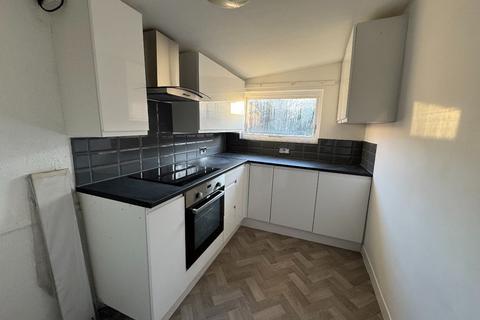 3 bedroom terraced house to rent, Norwich Road, Wisbech
