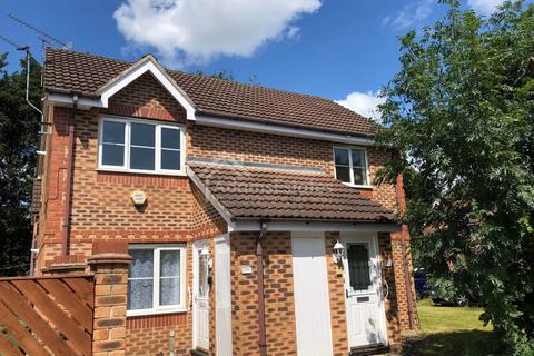 2 bedroom flat to rent, Wormalds View, Dewsbury