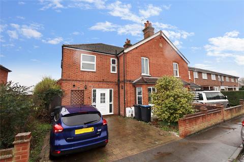 undefined, Loop Road, Surrey GU22