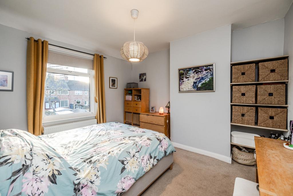 115 Holystone Crescent--High Heaton--Newcastleupon Tyn