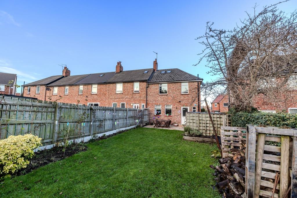 115 Holystone Crescent--High Heaton--Newcastleupon Tyn