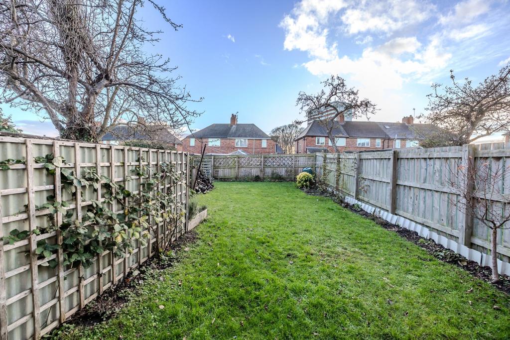 115 Holystone Crescent--High Heaton--Newcastleupon Tyn