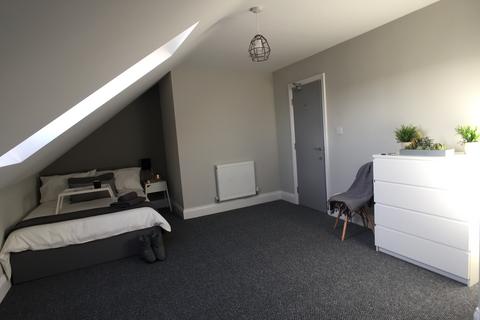 undefined, Ninth Avenue, Newcastle upon Tyne NE6