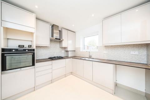 undefined, Worple Avenue, Old Isleworth TW7
