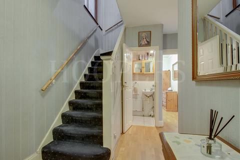 3 bedroom semi-detached house for sale, Gladstone Park Gardens, London, NW2