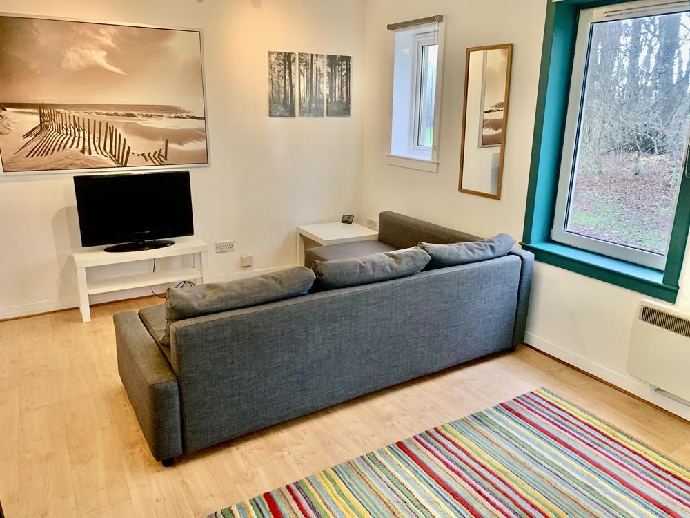 Lounge 2