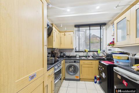 3 bedroom semi-detached house for sale, Walshford Way, Borehamwood WD6