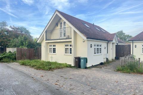 undefined, Covey Road, Worcester Park
