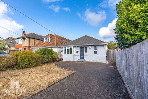 2 bedroom detached bungalow for sale, Poole BH15