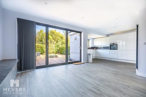 2 bedroom detached bungalow for sale, Poole BH15