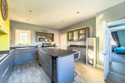 3 bedroom semi-detached house for sale, College Street, Birstall