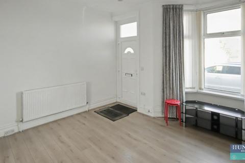 3 bedroom house to rent, Lingwood Road, Bradford, BD8