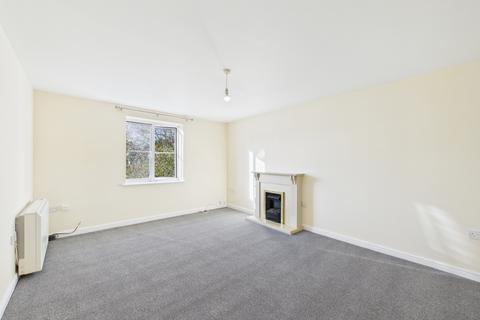 2 bedroom flat to rent, Bishops Castle Way, Tredworth, Gloucester, GL1