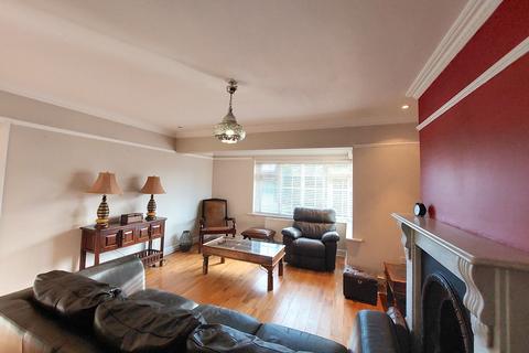 3 bedroom semi-detached house to rent, Milton Road, Cambridge, CB4