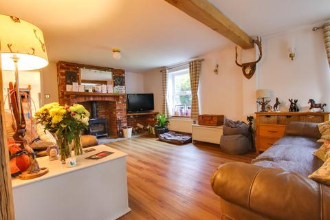 undefined, Lucky Lane, Pilley, Lymington, SO41