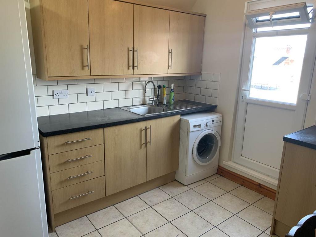 Kitchen Reverse