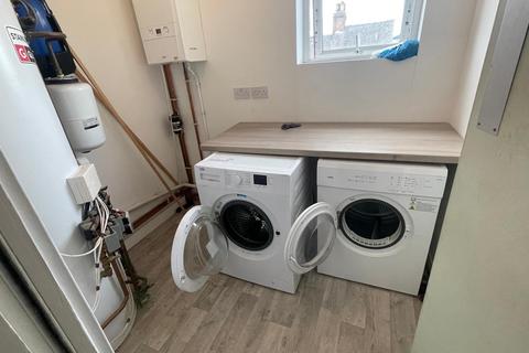 1 bedroom house to rent, 161 Dodworth Road, S70