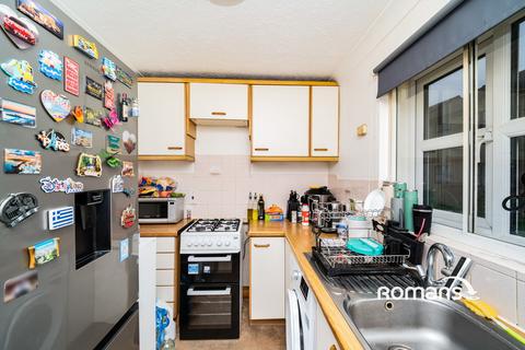 undefined, Boltons Lane, Harlington, Hayes, UB3