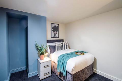 undefined, Sunny Grove (room 1), West Yorkshire LS27