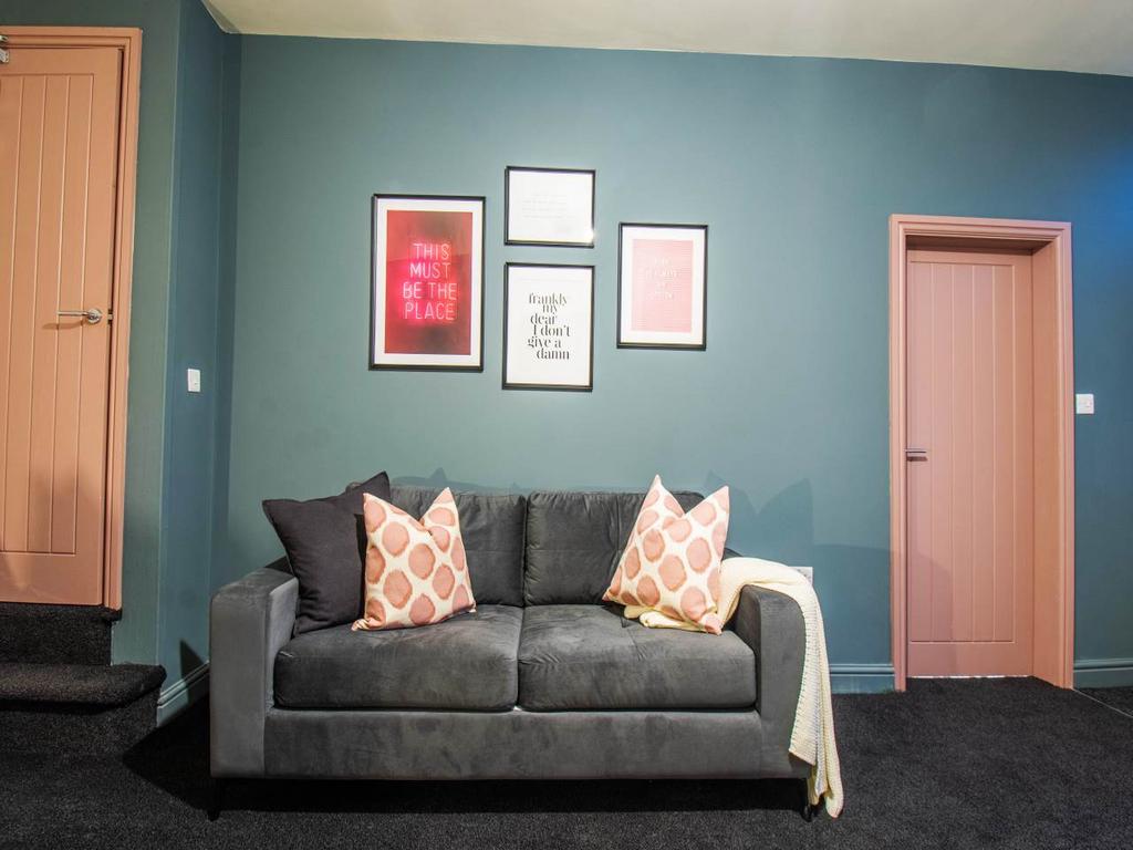1 Sunny Grove LR (4)