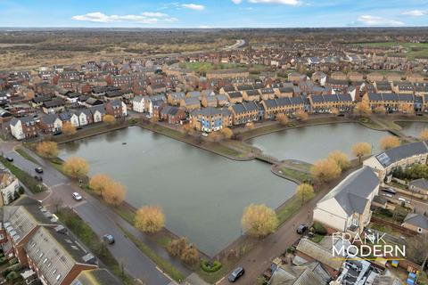 4 bedroom semi-detached house for sale, Kiln Street, Hampton Vale, PE7