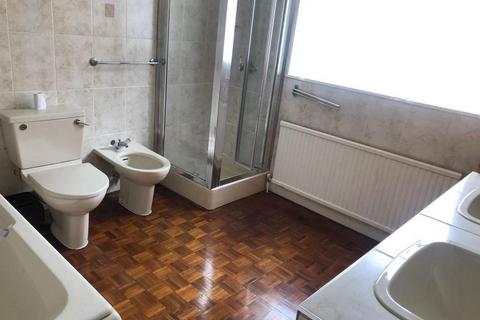 undefined, Seven sisters, London N15