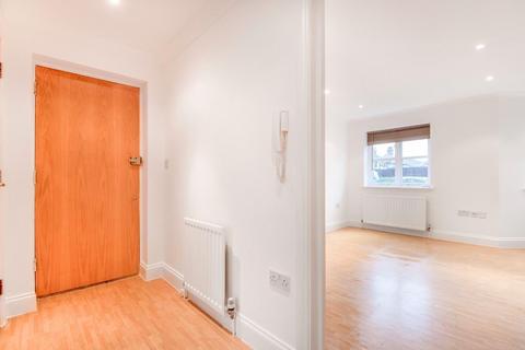 undefined, Brocket Court, Hoddesdon EN11