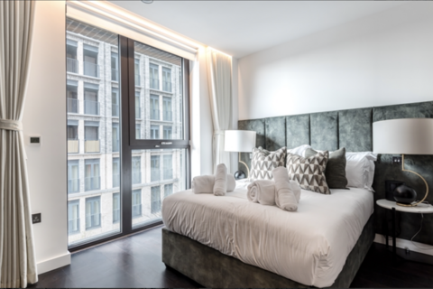 2 bedroom apartment to rent, Charles Clowes Walk, London SW11