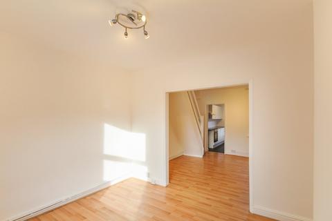 2 bedroom terraced house to rent, Bramcote Street, Nottingham, NG7