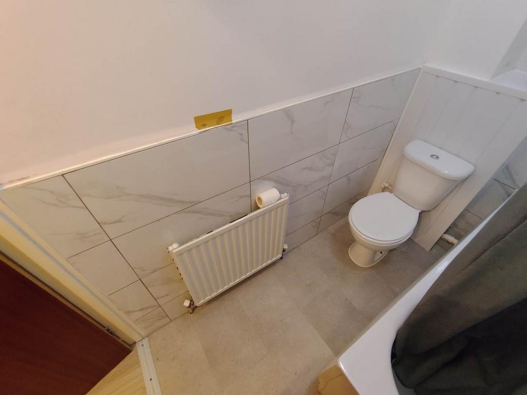 Bathroom (2)