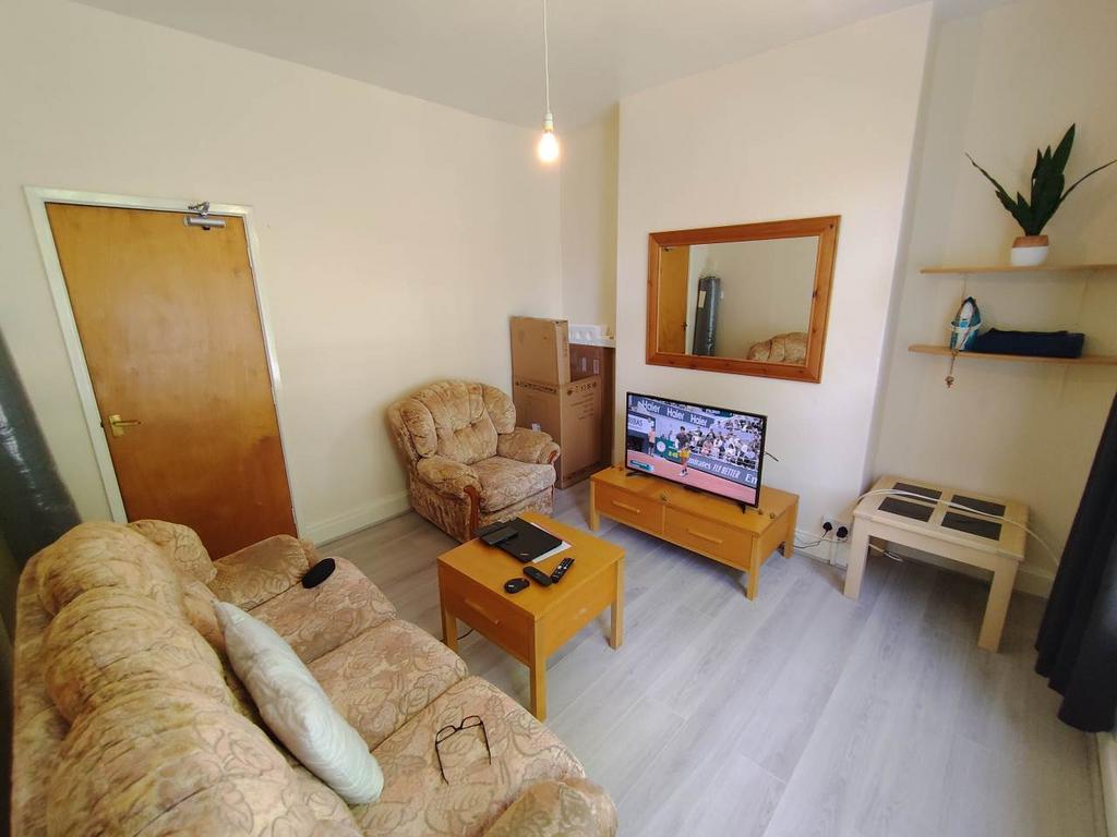 Living room (3)