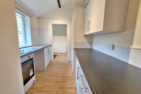 undefined, Shinfield Road