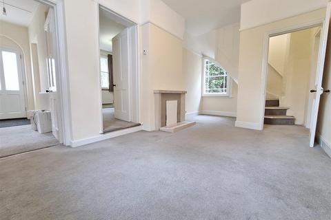 undefined, Shinfield Road