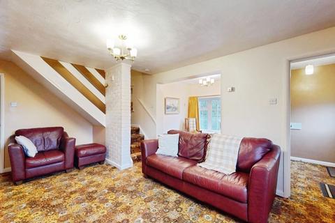 2 bedroom end of terrace house for sale, Cambridge Drive, Otley, LS21