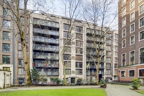 undefined, Page Street, London SW1P
