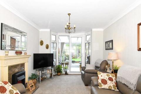 undefined, Colliers Wood, London, SW19