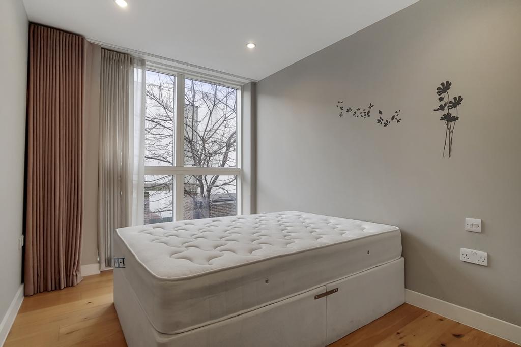 13 Bedroom 2 7