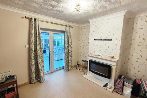 4 bedroom detached bungalow for sale, Deeping High Bank, Peterborough PE6
