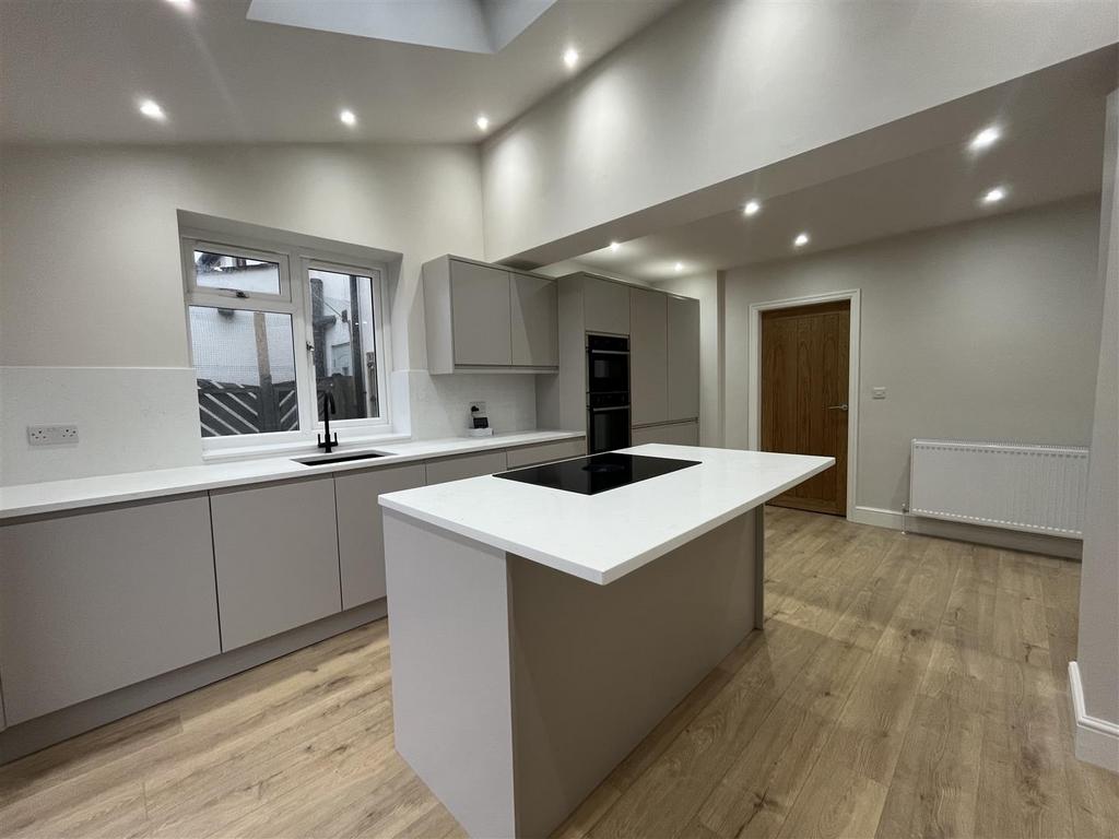 Open Plan Kitchen Dining