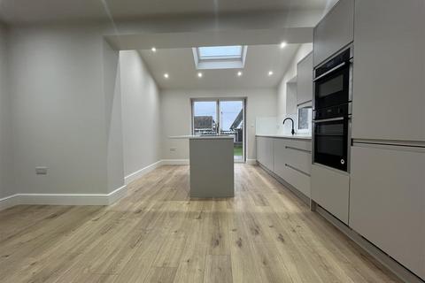 3 bedroom semi-detached house for sale, Westfield Lane, Bradford BD12