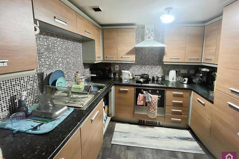 2 bedroom flat for sale, Fusion 2, Salford, Manchester City Centre, M5