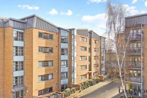 undefined, Lewis Gardens, London, N16