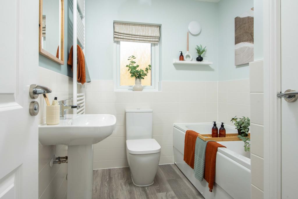 Frampton bathroom