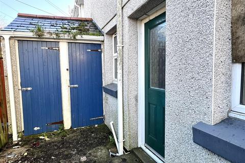 2 bedroom end of terrace house for sale, Colenso Place, St. Austell
